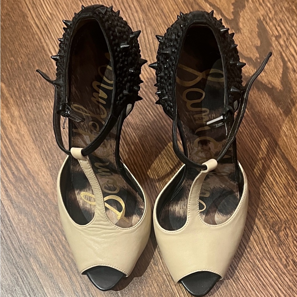 Sam Edelman Black and Cream Spiked Heels